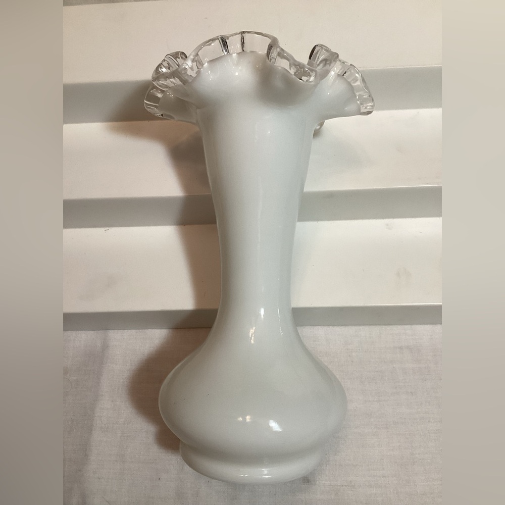Fenton Silver Crest Elegant White Glass Vase Clear Ruffle Trim Vintage Art Glass